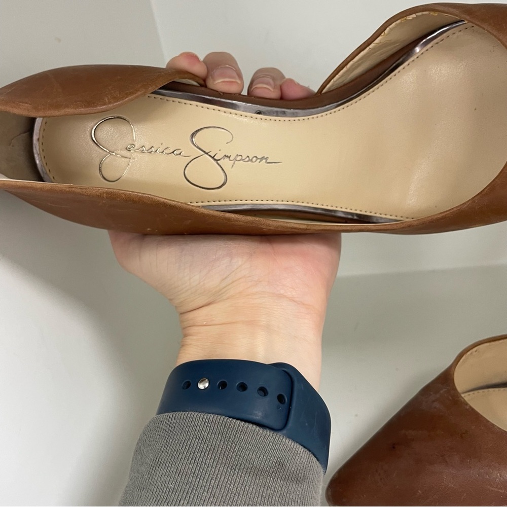 Jessica Simpson Tan Heels - Picture 3 of 6